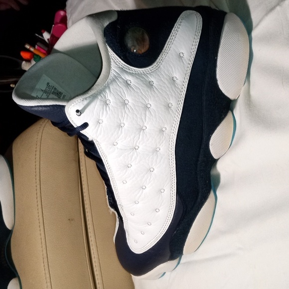Jordan retro 13 carolina blue deals
